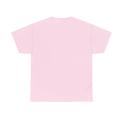 Más amor, por favor GRAPHIC TEE